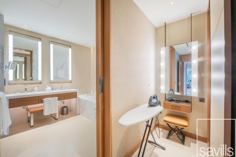 Huoneisto Downtown Dubai (Downtown Burj Dubai), Arabiemiraatit 3 makuuhuonetta, 145 m2 № 650777 - kuva 12