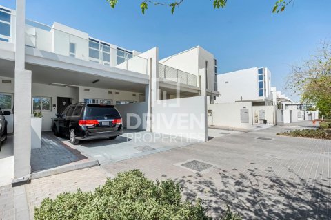 Kuća u nizu u DAMAC Hills (Akoya by DAMAC), Dubai, UAE 3 spavaćih soba, 223 m2 Br. 654389 - fotografija 14