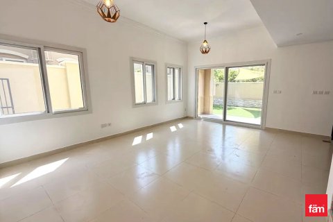 Vilă de vânzare în Dubai, EAU 3 dormitoare, 186.3 mp.  №689214 - poză 13