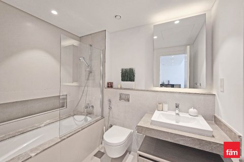 Dubai, संयुक्त अरब अमीरात में अपार्टमेंट, 1 बेडरूम, 74.4 वर्ग मीटर, संख्या 700068 - फ़ोटो 15