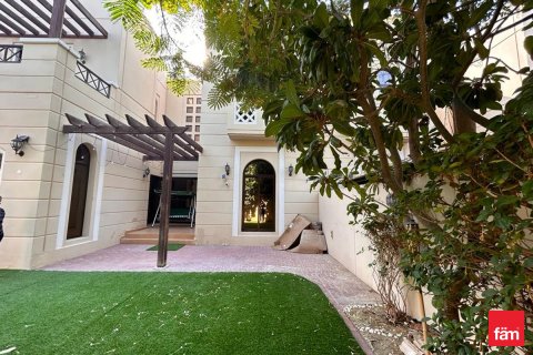 Radhus uthyres i Dubai, UAE 4 sovrum, 563.6 kvm Nr. 687574 - fotografi 2