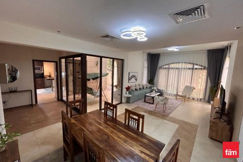 Radhus uthyres i Dubai, UAE 4 sovrum, 563.6 kvm Nr. 687574 - fotografi 5