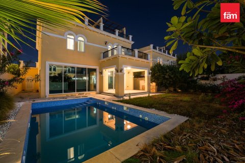 Jumeirah Park, Dubai, UAE의 임대용 빌라 침실 4개, 542.7제곱미터 번호 687219 - 사진 27