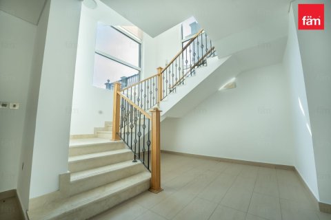 Villa in affitto a Dubai, EAU 4 camere da letto, 542.7 mq. № 687219 - foto 6