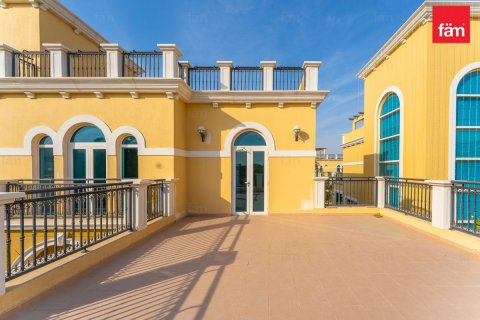 Villa in affitto a Dubai, EAU 4 camere da letto, 542.7 mq. № 687219 - foto 2