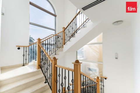 Jumeirah Park, Dubai, UAE의 임대용 빌라 침실 4개, 542.7제곱미터 번호 687219 - 사진 8