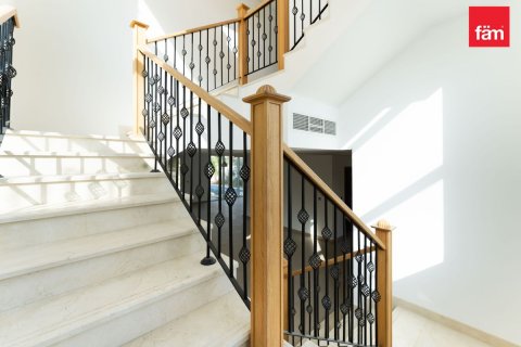Jumeirah Park, Dubai, UAE의 임대용 빌라 침실 4개, 542.7제곱미터 번호 687219 - 사진 7