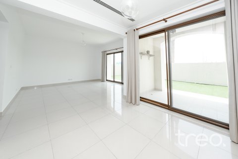 Villa til leje i Arabian Ranches 2, Dubai, UAE 4 soveværelser, 299.61 kvm № 739319 - foto 3
