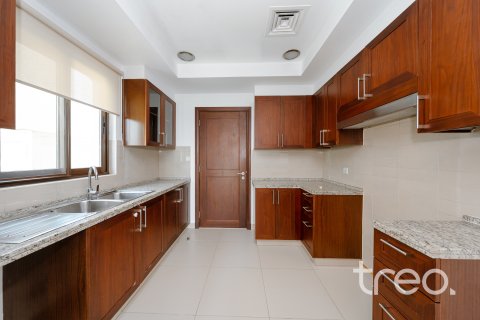 Villa til leje i Arabian Ranches 2, Dubai, UAE 4 soveværelser, 299.61 kvm № 739319 - foto 5