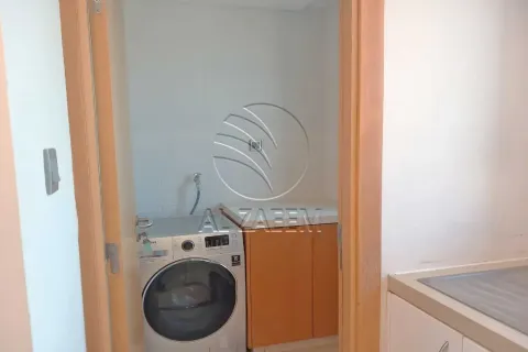 Abu Dhabi, UAE의 판매용 아파트 침실 3개, 179제곱미터 번호 662896 - 사진 15