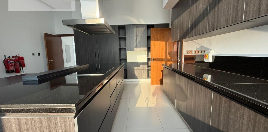 Penthouse w Business Bay, Dubai, ZEA 8 sypialnie, 1393.5 mkw. nr 564185