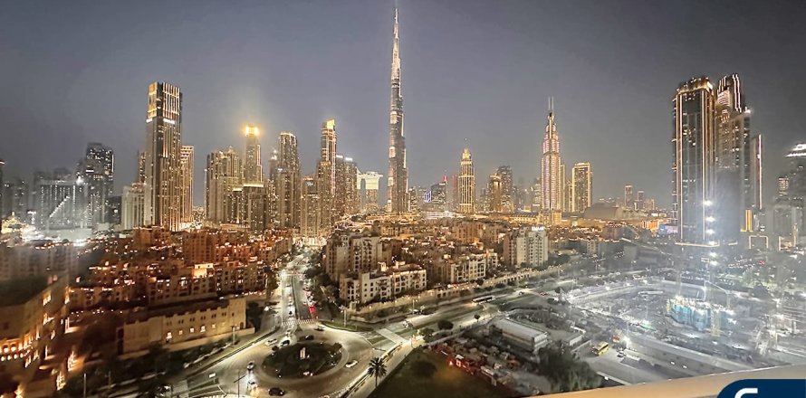 Appartamento a Downtown Dubai (Downtown Burj Dubai), Dubai, EAU 2 camere da letto, 145 mq. № 685280