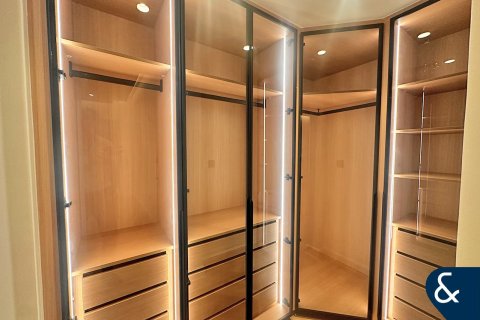 Appartamento in vendita a Downtown Dubai (Downtown Burj Dubai), Dubai, EAU 2 camere da letto, 145 mq. № 685280 - foto 8