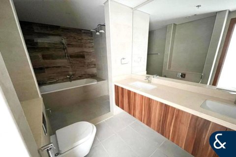 Palm Jumeirah, Dubai, संयुक्त अरब अमीरात में अपार्टमेंट, 2 बेडरूम, 142 वर्ग मीटर, संख्या 685281 - फ़ोटो 13