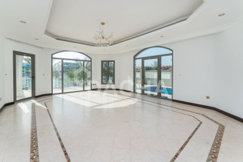 Villa itt: Palm Jumeirah, Dubai, EAE, 5 hálószoba, 465 m², azonosító: 752085 - fénykép 3