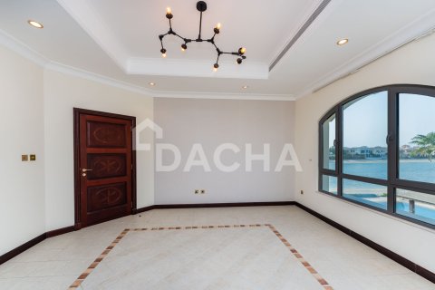 Villa itt: Palm Jumeirah, Dubai, EAE, 5 hálószoba, 465 m², azonosító: 752085 - fénykép 16