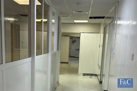 Warenhuis te huur in Al Quoz, Dubai, VAE 372 vr.m., nr 704719 - foto 3