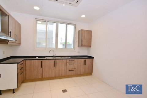 Villa uthyres i Al Quoz, Dubai, UAE 5 sovrum, 924 kvm Nr. 704718 - fotografi 6