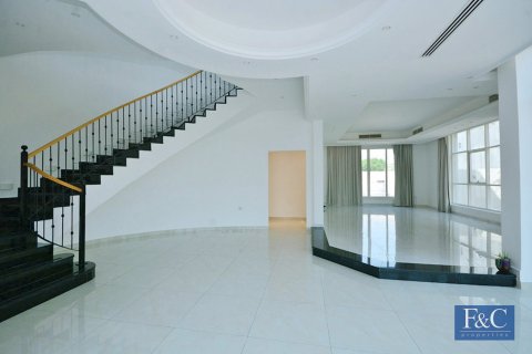 Villa uthyres i Al Quoz, Dubai, UAE 5 sovrum, 924 kvm Nr. 704718 - fotografi 2