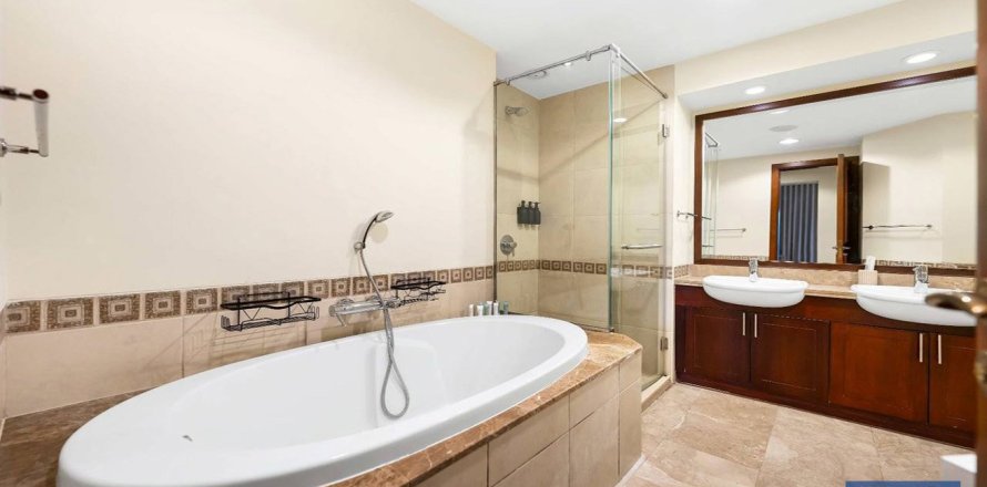Apartament në Palm Jumeirah, Dubai, Emiratet e Bashkuara Arabe 2 dhoma gjumi, 161 m2. № 704714