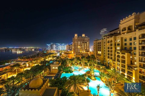 Apartament në Palm Jumeirah, Dubai, Emiratet e Bashkuara Arabe 2 dhoma gjumi, 161 m2. № 704714 - Foto 11