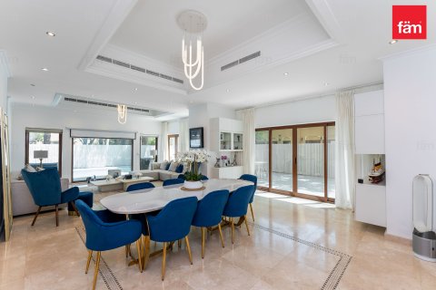 Villa para venda em Al Furjan, Dubai, EAU 3 quartos, 600.1 m2 № 705783 - foto 3