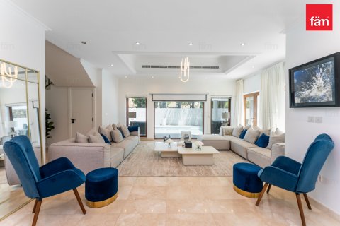 Villa para venda em Al Furjan, Dubai, EAU 3 quartos, 600.1 m2 № 705783 - foto 5