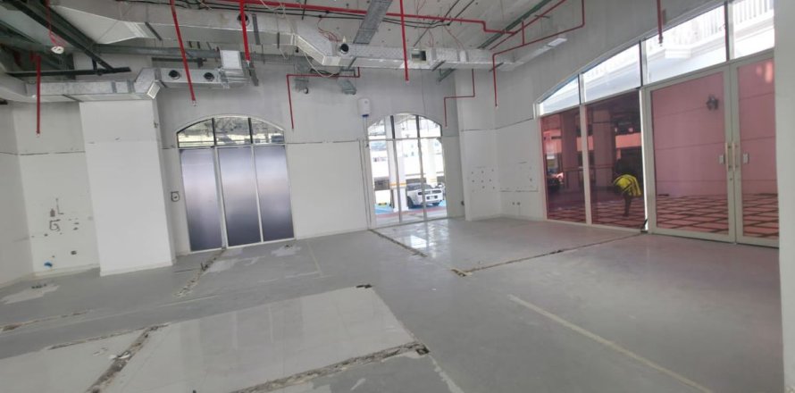 Dubai, BAE’de dükkan 120.1 m&sup2; No 708149
