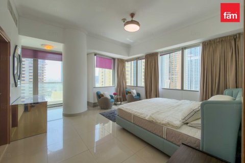 Apartment in Dubai Marina, UAE 2 bedrooms, 123.3 sq.m. № 708151 - photo 15