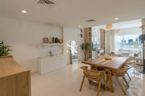 Apartment in DAMAC Hills (Akoya by DAMAC), Dubai, UAE 2 bedrooms, 136 sq.m. № 711158 - photo 2