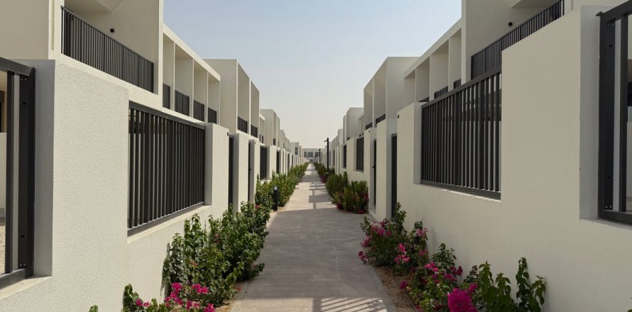 Casa urbana em Town Square, Dubai, EAU 4 quartos, 261.8 m2 № 659098