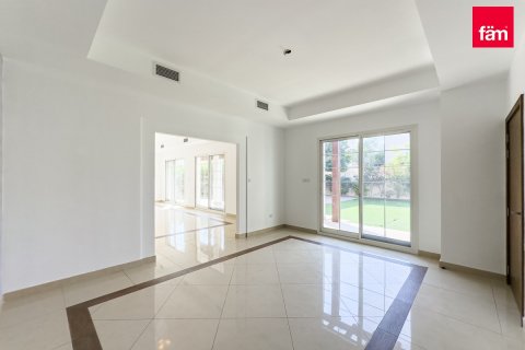 Villa en venta en Dubai, EAU 5 dormitorios, 1235 m2 № 633664 - foto 29