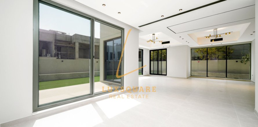 ویلا در Al Furjan، Dubai ، امارات متحده عربی 5 خوابه ، 600 متر مربع.  شماره 741542