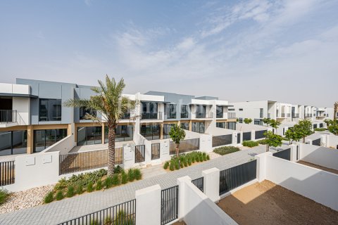Villa en alquiler en The World Islands, Dubai, EAU 3 dormitorios, 173.99988676 m2 № 709385 - foto 6