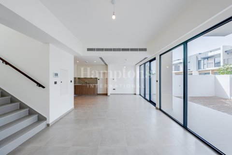 Villa en alquiler en The World Islands, Dubai, EAU 3 dormitorios, 173.99988676 m2 № 709385 - foto 2