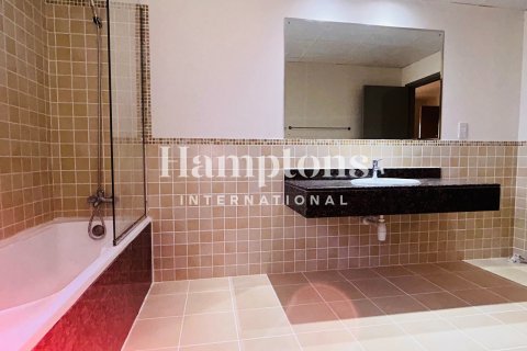 Apartament de închiriat în Jumeirah Beach Residence, Dubai, EAU 4 dormitoare, 265.42387100 mp. №709390 - poză 6