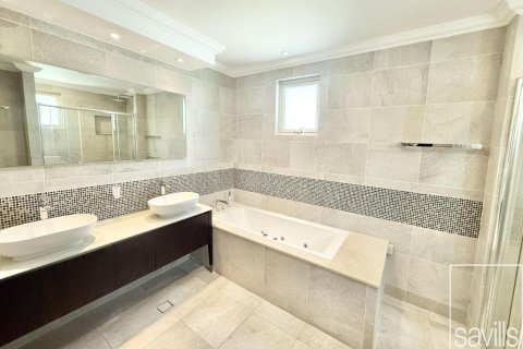 Vila v Jumeirah Islands, Dubai, SAE 4 ložnice, 955 m² Č.: 656017 - fotografie 13