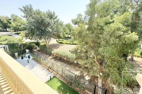 Vila v Jumeirah Islands, Dubai, SAE 4 ložnice, 955 m² Č.: 656017 - fotografie 18