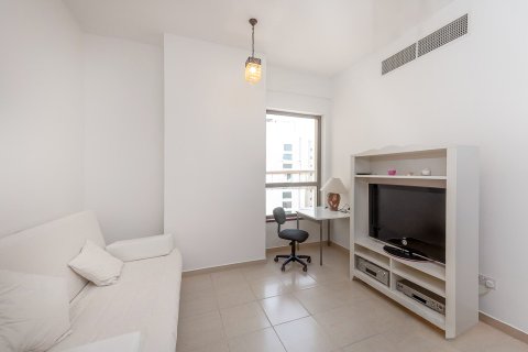 Apartmen di Jumeirah Beach Residence, Dubai, UAE 3 bilik tidur, 184.93 meter persegi № 748830 - foto 11