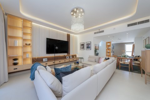 Radhus till försäljning i Jumeirah Village Circle, Dubai, UAE 4 sovrum, 230.36 kvm Nr. 748825 - fotografi 3