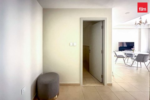 Пәтер Дубай, БАӘ-да 1 жатын бөлме, 111.1 м² № 668685 - фото 9