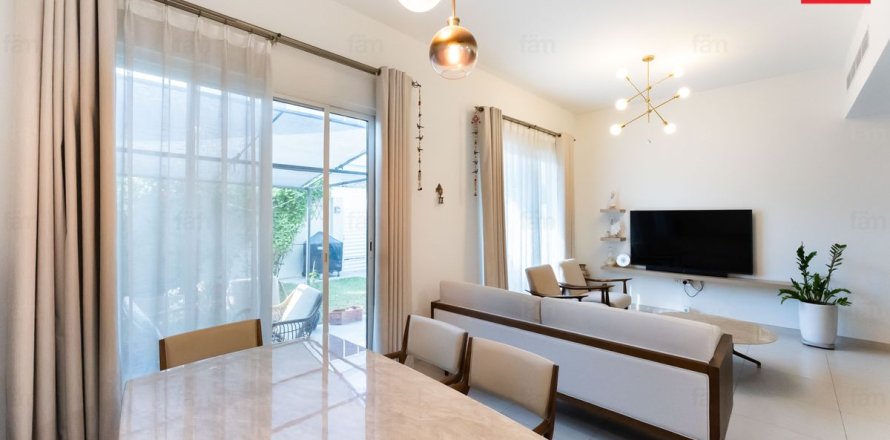 Maison de ville à Dubai, EAU: 3 chambres, 167.9 m2 № 668689