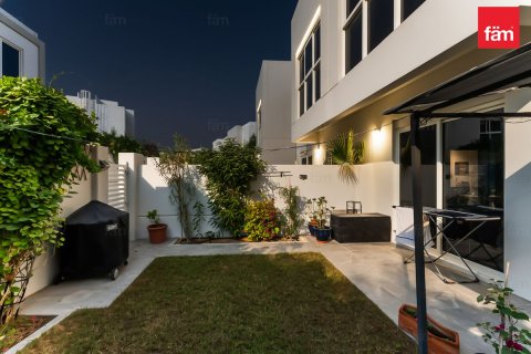 Řadový dům v Dubai, SAE 3 ložnice, 167.9 m² Č.: 668689 - fotografie 15