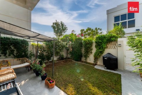 Řadový dům v Dubai, SAE 3 ložnice, 167.9 m² Č.: 668689 - fotografie 3
