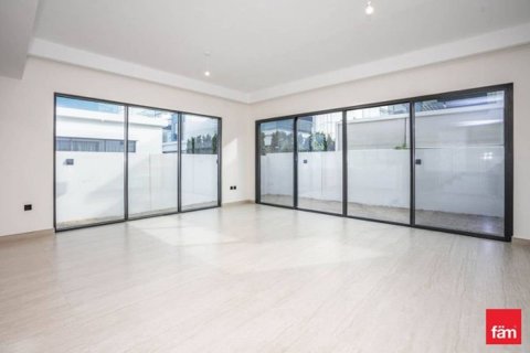 Villa sa Dubai, UAE 5 silid-tulugan, 219.6 sq.m. № 718086 - larawan 3