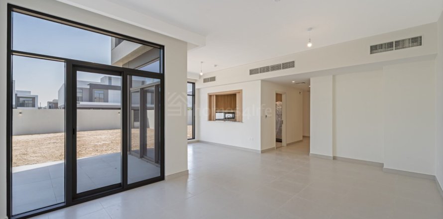 Villa in Dubai South (Dubai World Central), Dubai, UAE 4 bedrooms, 323 sq.m. № 720012