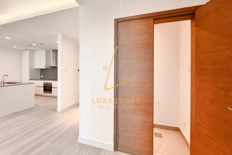 Huoneisto Al Wasl, Dubai, Arabiemiraatit 1 makuuhuone, 91 m2 № 702181 - kuva 7