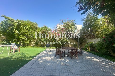 Vila v Meadows, Dubai, SAE 5 ložnice, 540.04513900 m² Č.: 714203 - fotografie 9