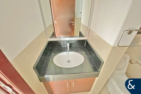 Lägenhet uthyres i Downtown Dubai (Downtown Burj Dubai), Dubai, UAE 2 sovrum, 160 kvm Nr. 688992 - fotografi 11