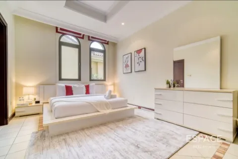 Palm Jumeirah, Dubai, UAE의 임대용 빌라 침실 5개, 496제곱미터 번호 738278 - 사진 6